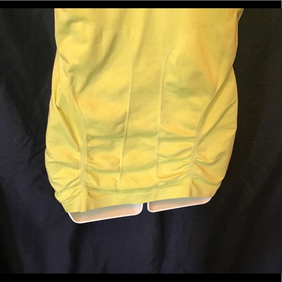 Athleta yellow seamless tank, EUC, cinched sides - Picture 5 of 8